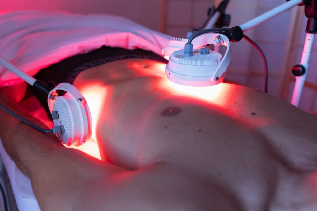 Photobiomodulation par diodes rouges au cabinet Physiolum